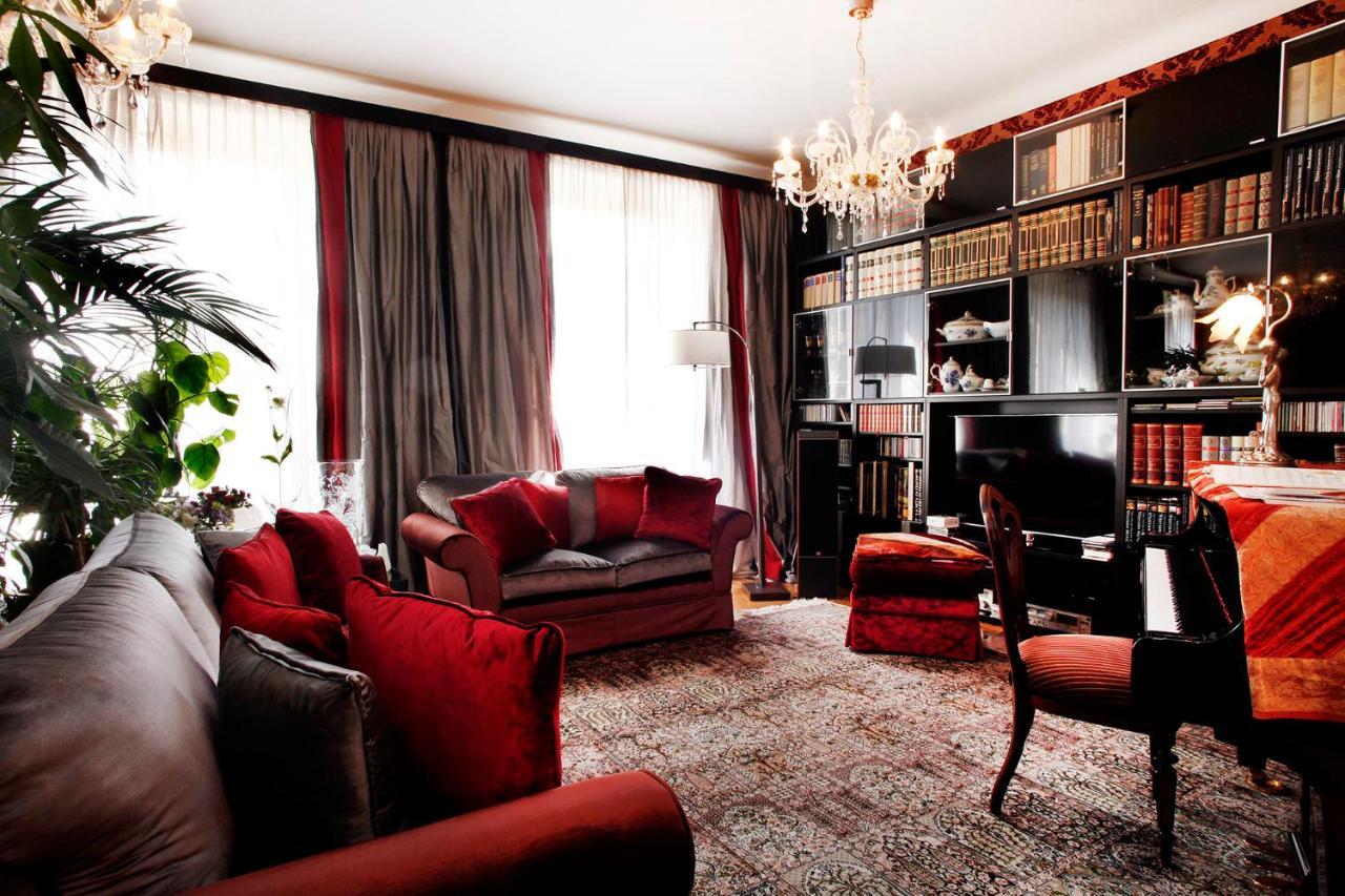 Luxury Room In Central Art Nouveau Building Next To Metro Station Milano Dış mekan fotoğraf